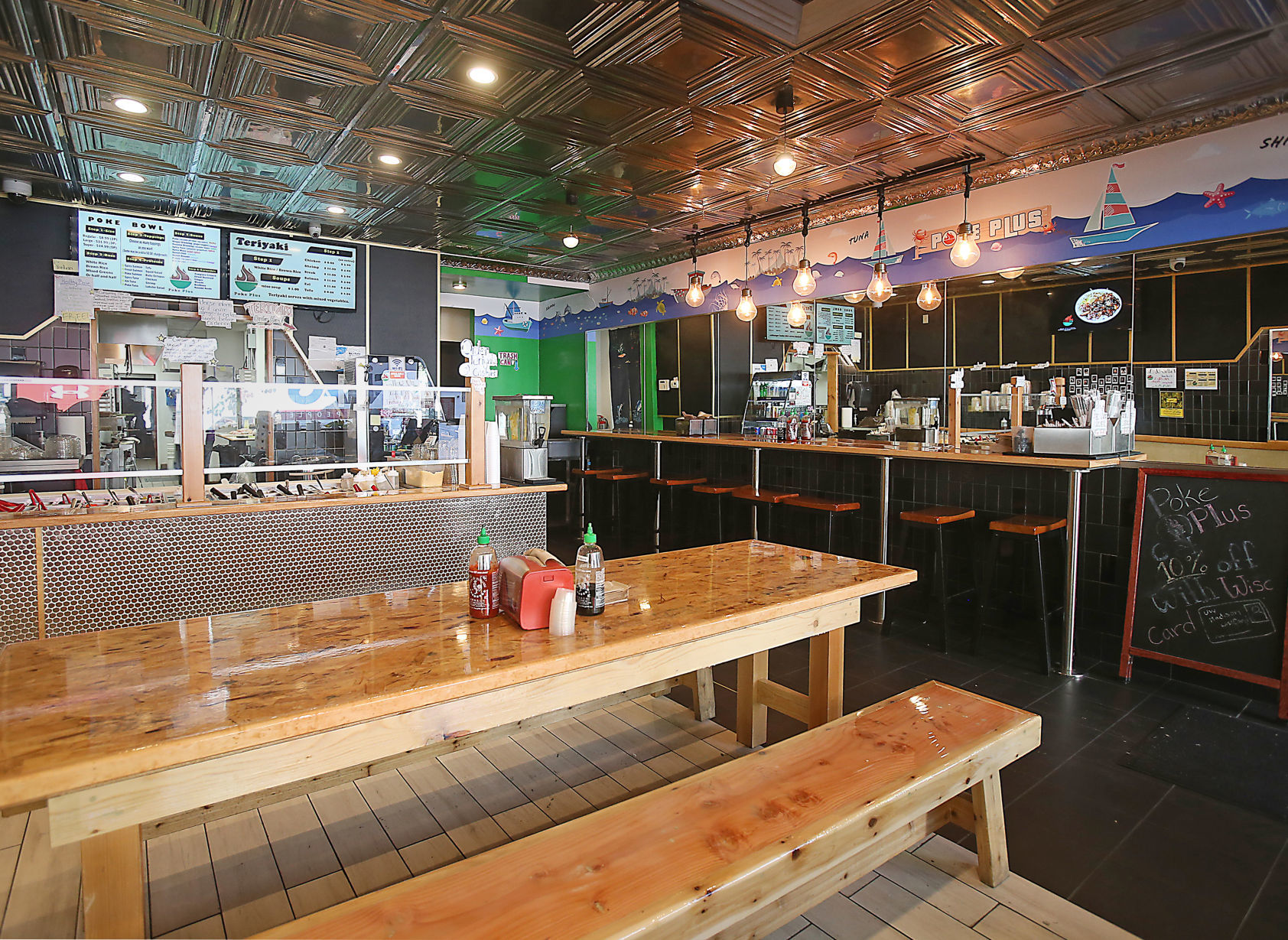 Poke Plus interior